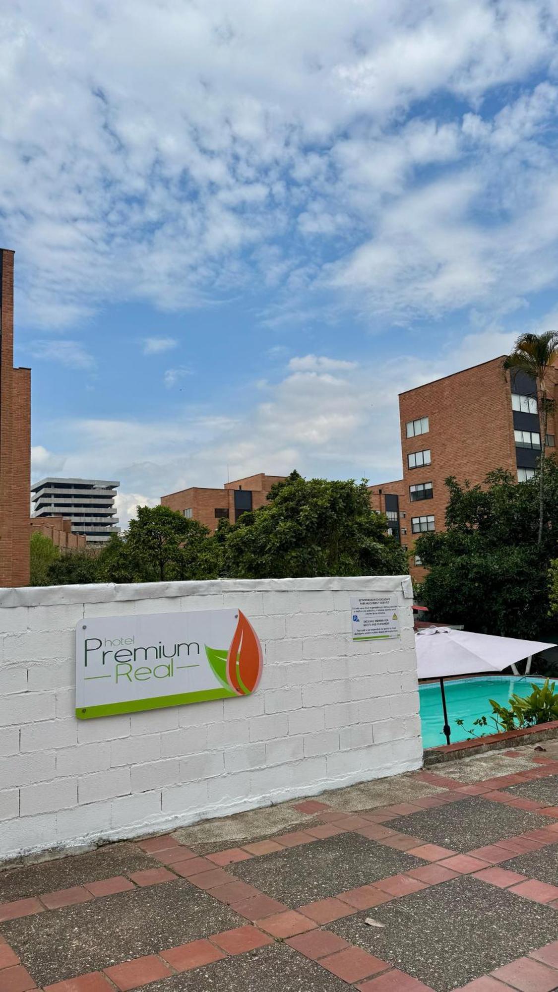 Ayenda 1257 Premium Real Medellín Exterior foto